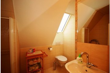 Eslovaquia Chata Malatíny, Exterior